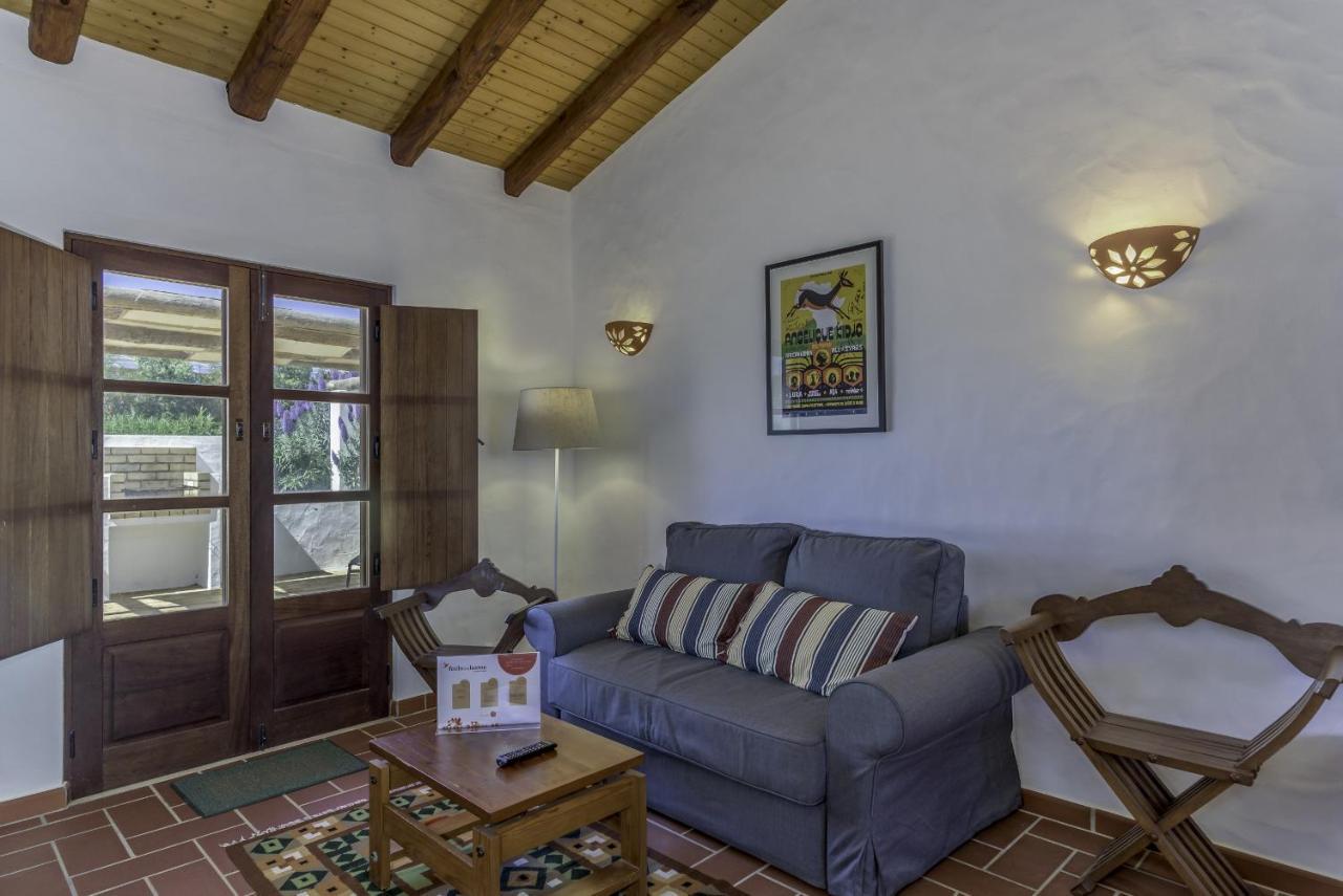 Casas Da Capela Do Monte, Country
