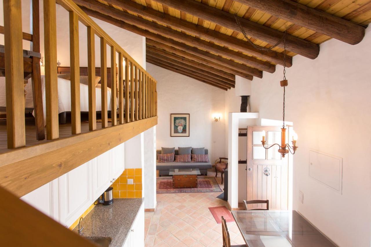 Casas Da Capela Do Monte, Country * Lagos